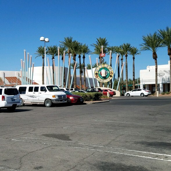More Photos Of 4500 E Sunset Rd, Henderson General Retail For Lease
