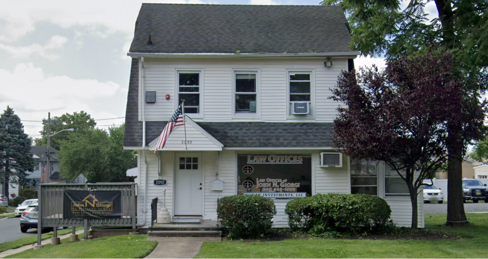 Primary Photo Of 2092 Morris Ave, Union Office For Sale