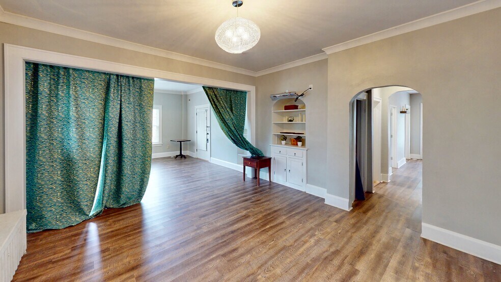 More Photos Of 140 W Front St, Perrysburg Office For Sale