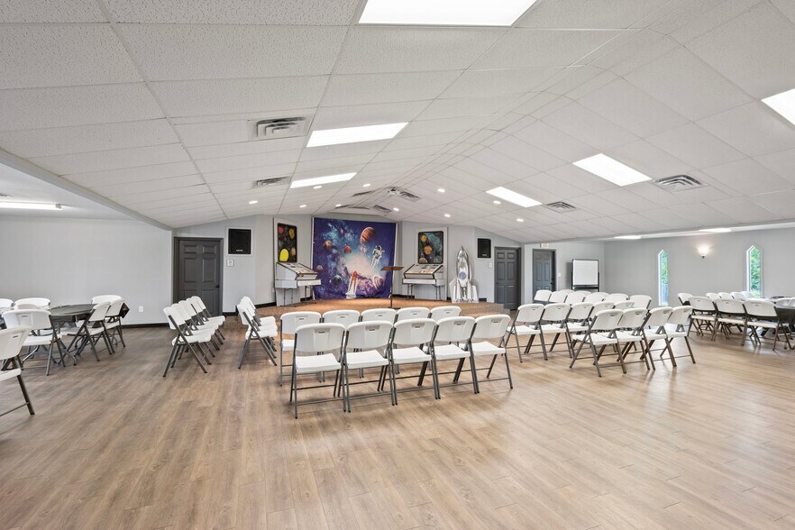 More Photos Of 13107 State Highway 30, College Station Religious Facility For Sale