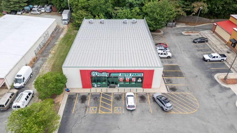 More Photos Of 322 S Madison Blvd, Roxboro General Retail For Sale