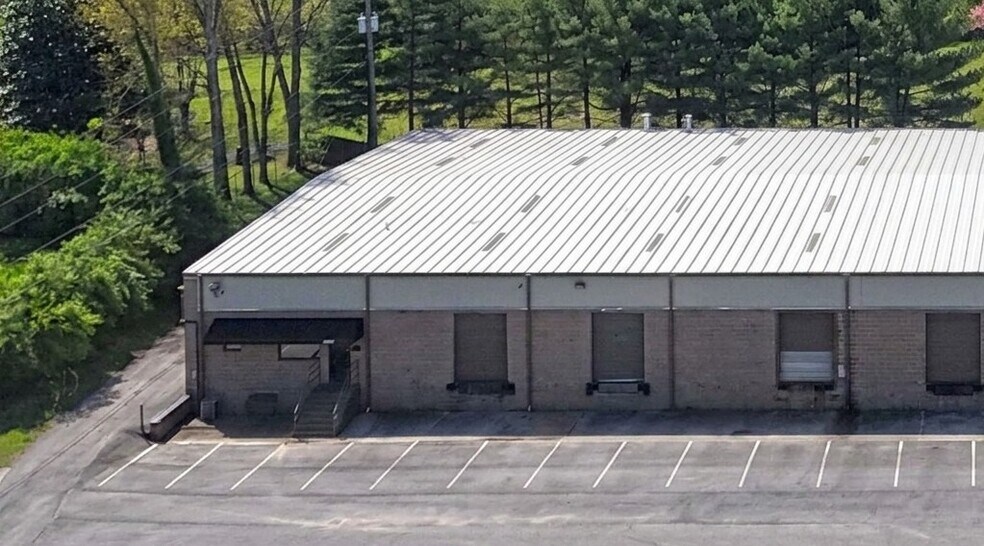More Photos Of 2832 Logan St, Nashville Warehouse For Lease