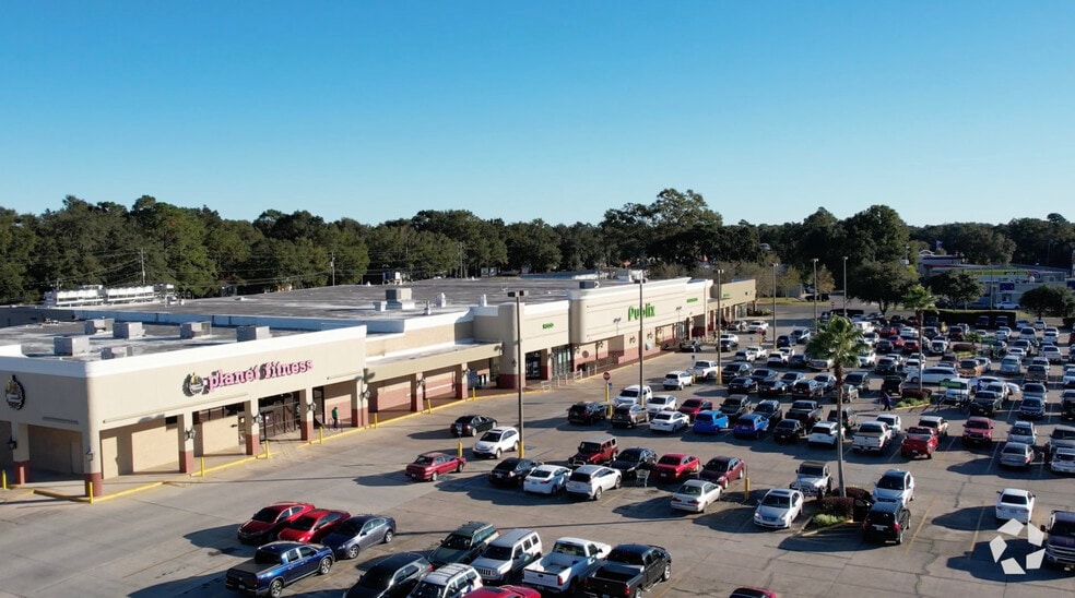 Primary Photo Of 5998 Mobile Hwy, Pensacola Unknown For Lease