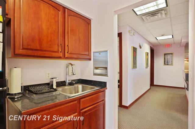 More Photos Of 4757 Mcleod Dr E, Saginaw Medical For Sale