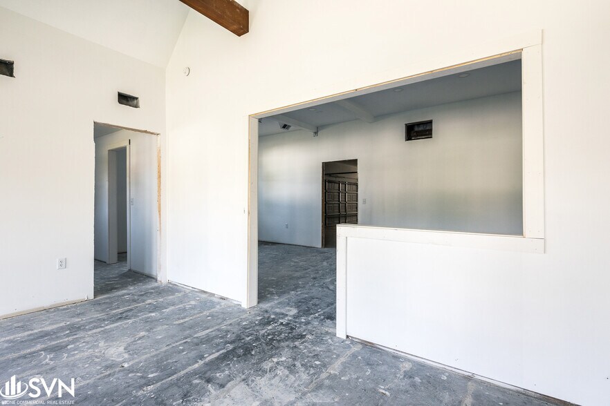 More Photos Of 118 Lester St, Berea Warehouse For Lease