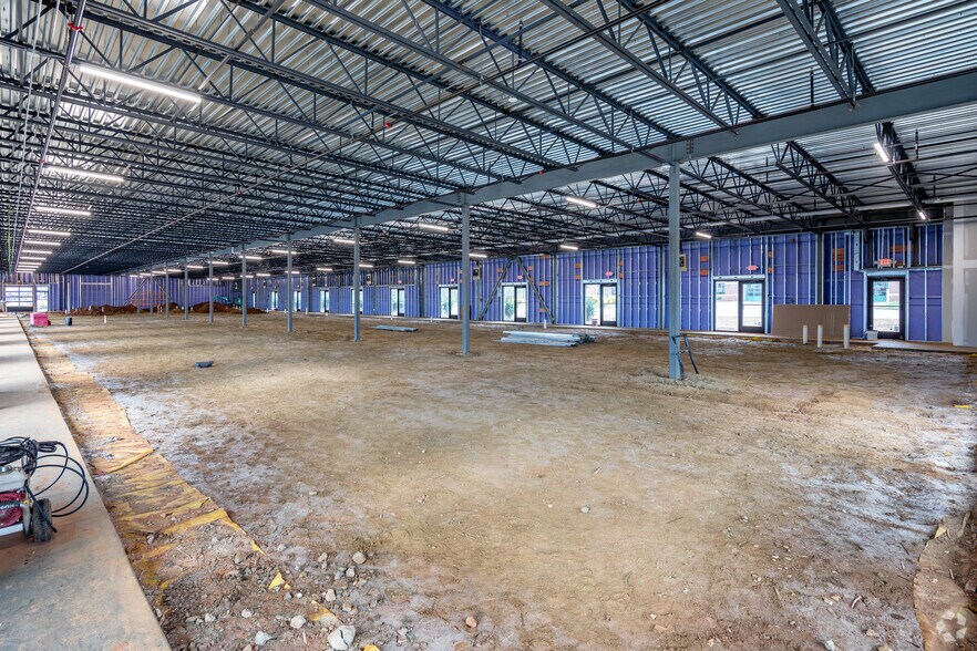 More Photos Of 7610 E NC 150 Hwy, Sherrills Ford Restaurant For Lease