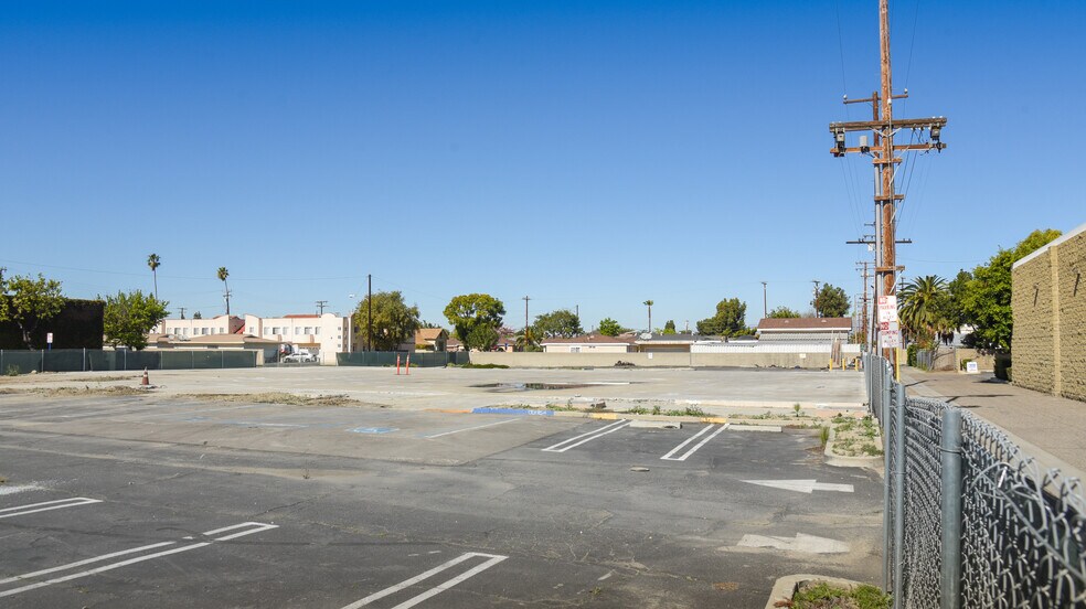 More Photos Of 11701 South St, Artesia Land For Sale