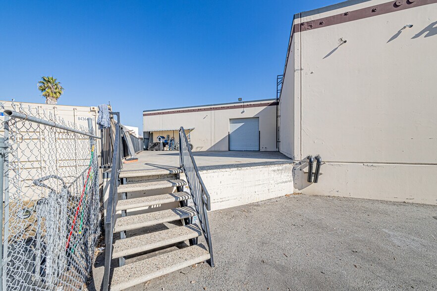 More Photos Of 2947 E 44th St, Vernon Warehouse For Sale