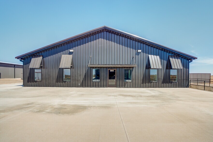 More Photos Of 3913 County Road 1350, Lubbock Industrial For Sale