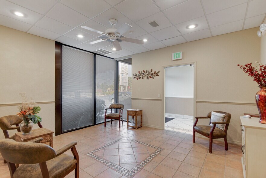 More Photos Of 9020 Rancho del Rio Dr, New Port Richey Office For Lease