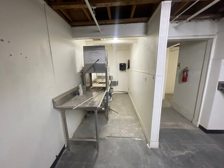 More Photos Of 125 Avenue J, Anson Skilled Nursing Facility For Sale