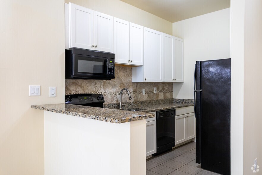 More Photos Of 1520 Park Ave, Baltimore Apartments For Sale