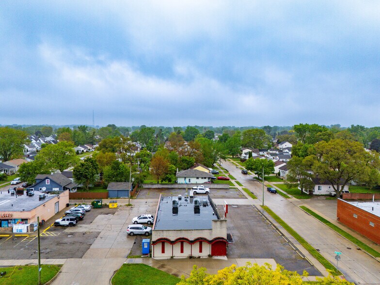 More Photos Of 15163 E 10 Mile Rd, Eastpointe Freestanding For Sale