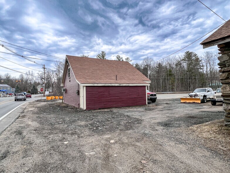 More Photos Of 217 Barre Paxton Rd, Rutland Storefront Retail Office For Sale