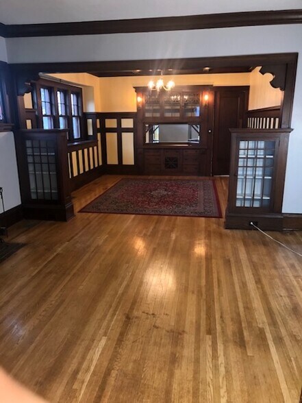More Photos Of 6368 Elm St, North Branch Office For Sale