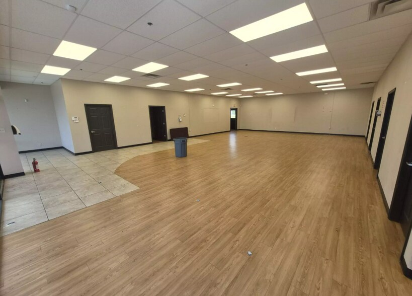 More Photos Of 1715 Madison Ave, Covington Storefront Retail Office For Lease