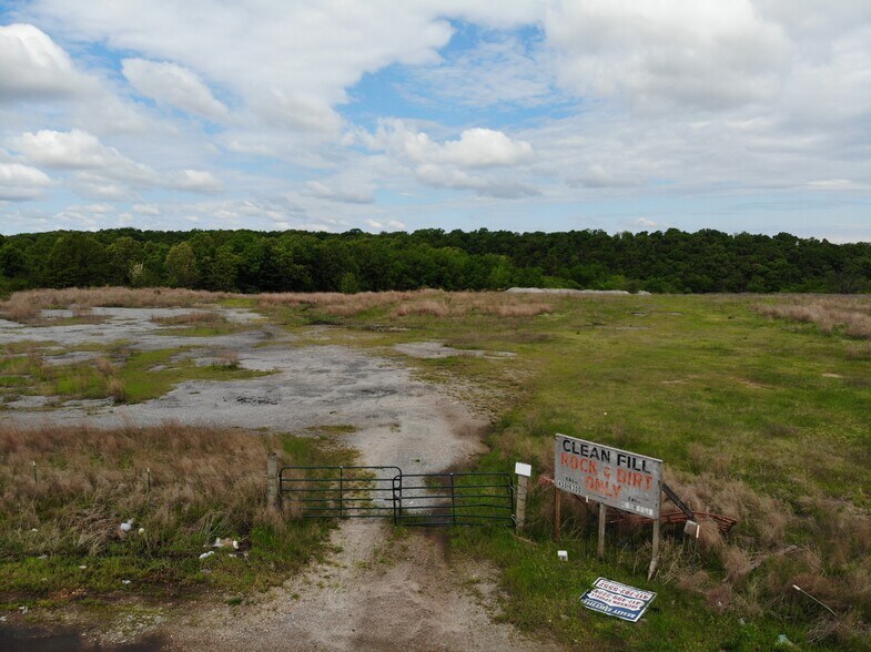 More Photos Of 4000 Coyote Dr, Joplin Land For Sale