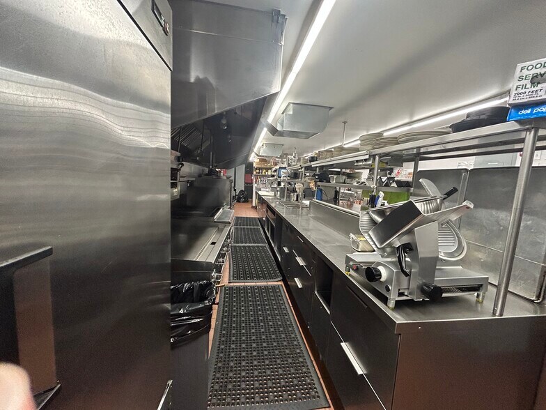 More Photos Of 452 Route 22 W, White House Station Restaurant For Sale