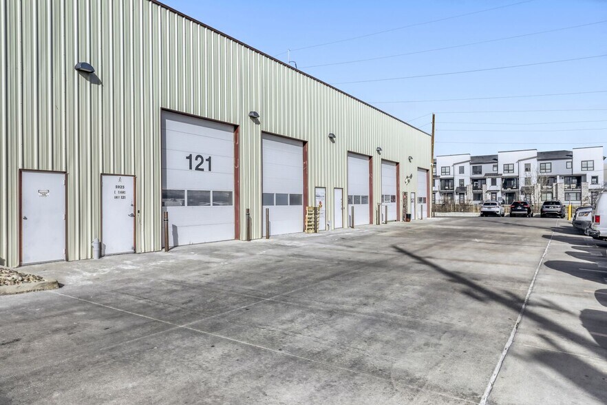 More Photos Of 5925 E Evans Ave, Denver Mixed Retail For Sale