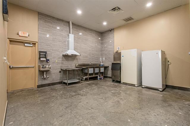 More Photos Of 25998 TX State Hwy 359, Bruni Warehouse For Sale