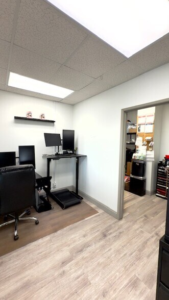 More Photos Of 4407 N Division St, Spokane Office For Lease