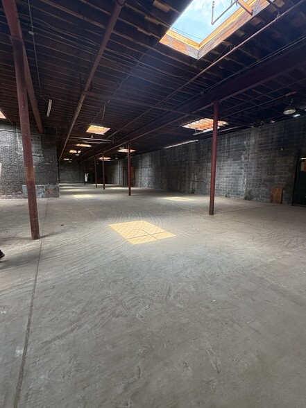 More Photos Of 45 Learned St, Albany Warehouse For Lease