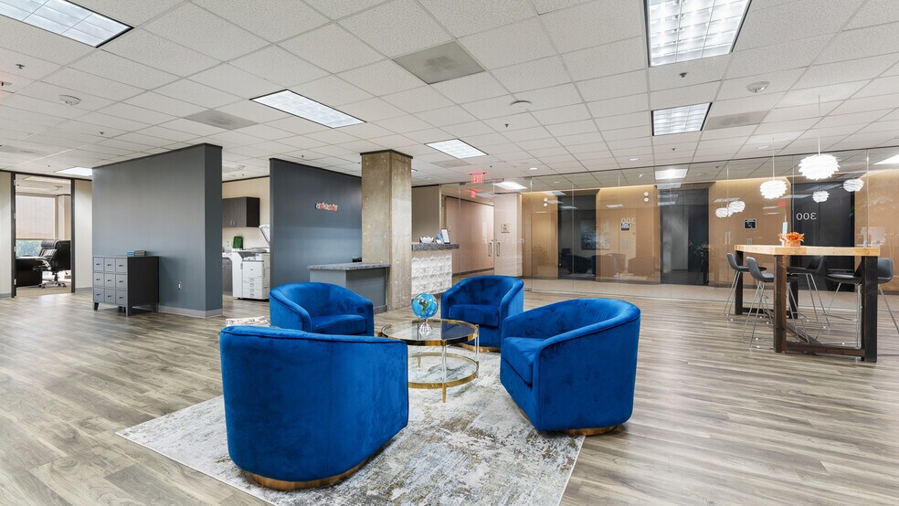More Photos Of 9101 Lyndon B Johnson Fwy, Dallas Office For Lease