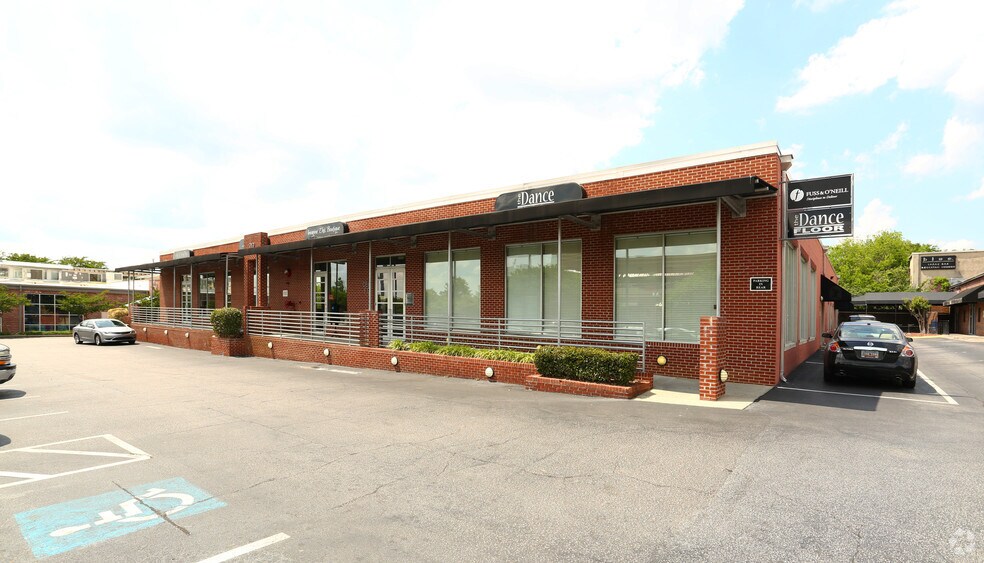 More Photos Of 717 Lady St, Columbia Storefront Retail Office For Lease