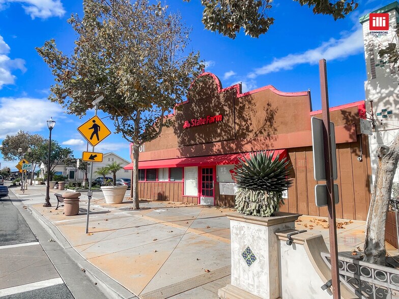 More Photos Of 2401 Ventura Blvd, Camarillo Storefront For Lease