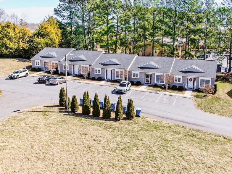 More Photos Of 125 1st Avenue Dr SE, Taylorsville Apartments For Sale