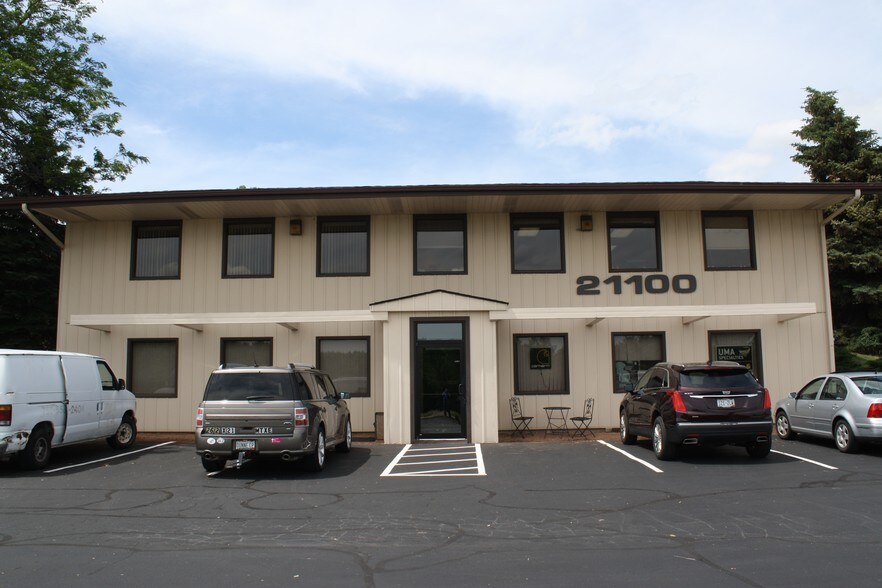 Primary Photo Of 21100 W Capitol Dr, Pewaukee Office For Lease