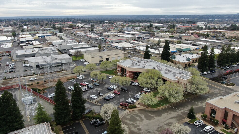 More Photos Of 2195 Larkspur Ln, Redding Office For Sale