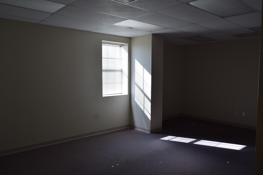 More Photos Of 149-151 Freeman St, Tullahoma Office Residential For Lease
