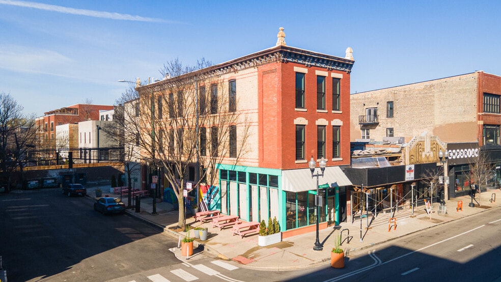 Primary Photo Of 1360 N Milwaukee Ave, Chicago Storefront Retail Office For Lease