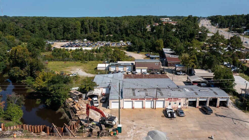 Primary Photo Of 6006 Raeford Rd, Fayetteville Auto Salvage Facility For Sale