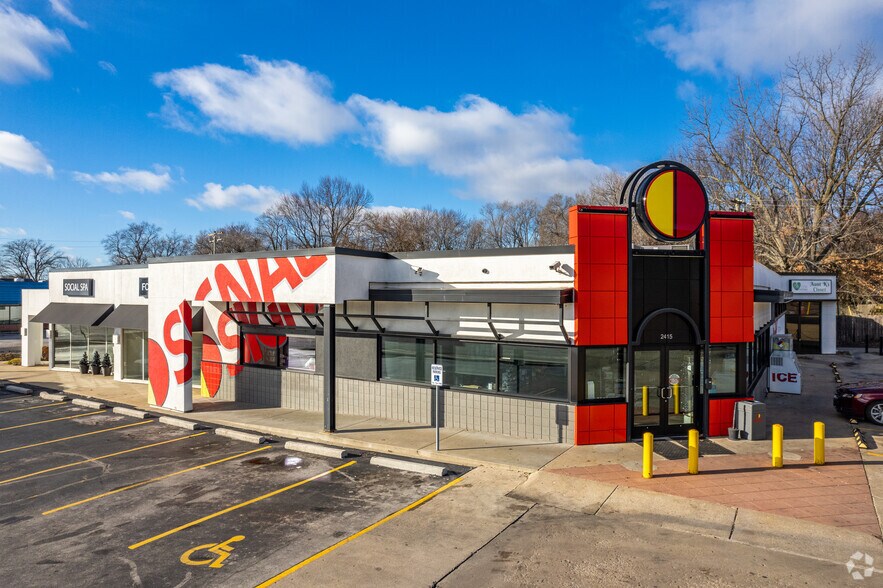 More Photos Of 2419 S Campbell Ave, Springfield Storefront For Lease