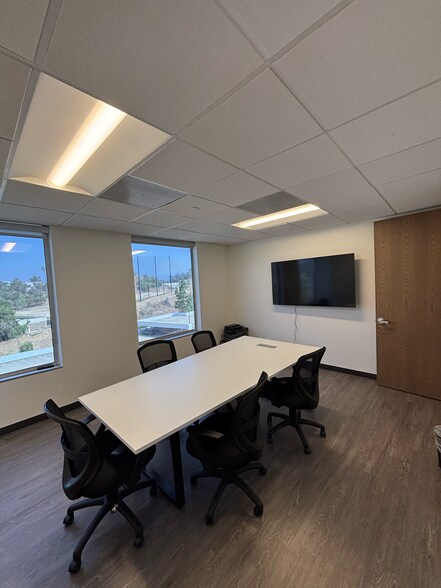 More Photos Of 1400 N Harbor Blvd, Fullerton Loft Creative Space For Lease