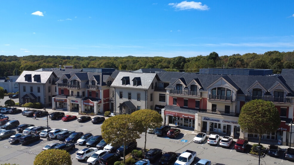 More Photos Of Sockanosset Cross Rd @ Rt. 2, Cranston Unknown For Lease