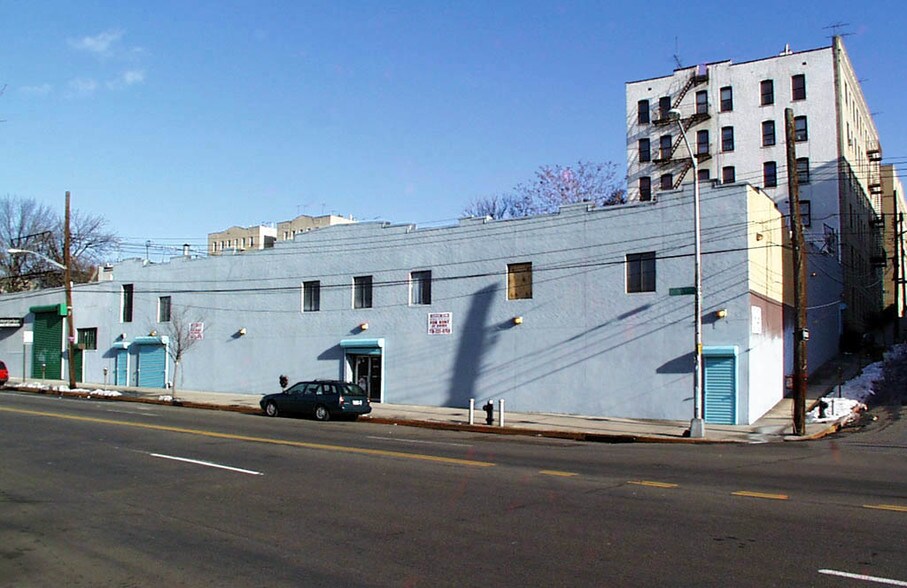More Photos Of 4234 Bronx Blvd, Bronx Office For Sale