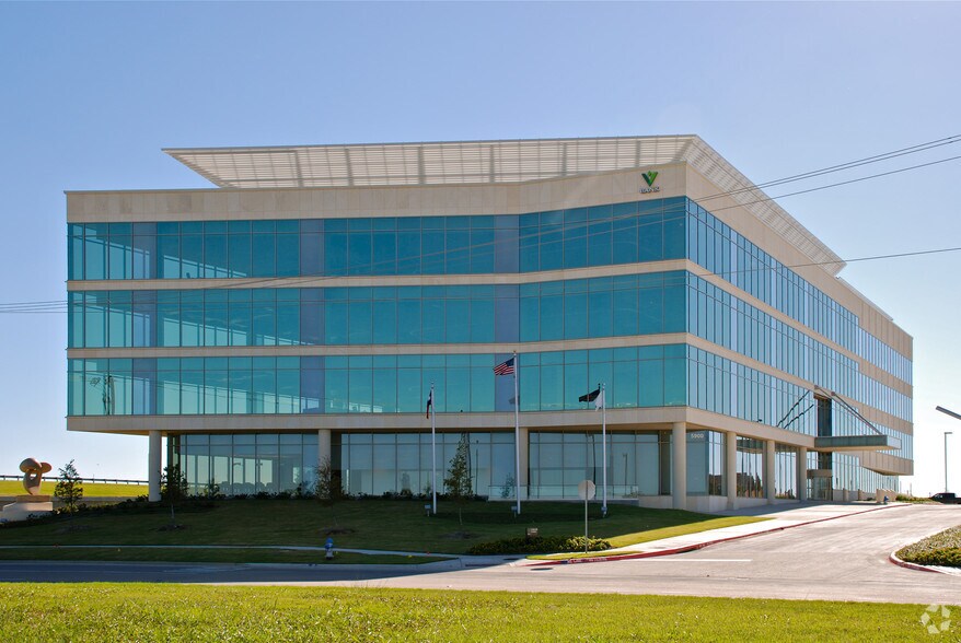 More Photos Of 5900 S Lake Forest Dr, McKinney Office For Lease