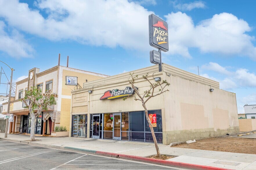 More Photos Of 12203-12207 Hawthorne Blvd, Hawthorne Storefront For Sale