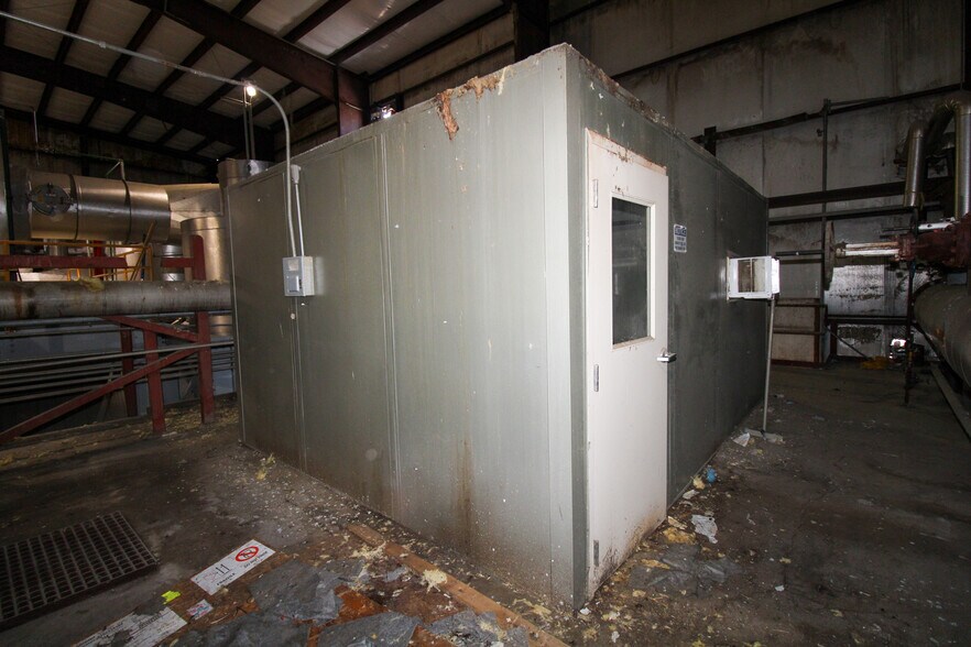 More Photos Of 6059 159th St, Galva Food Processing For Sale