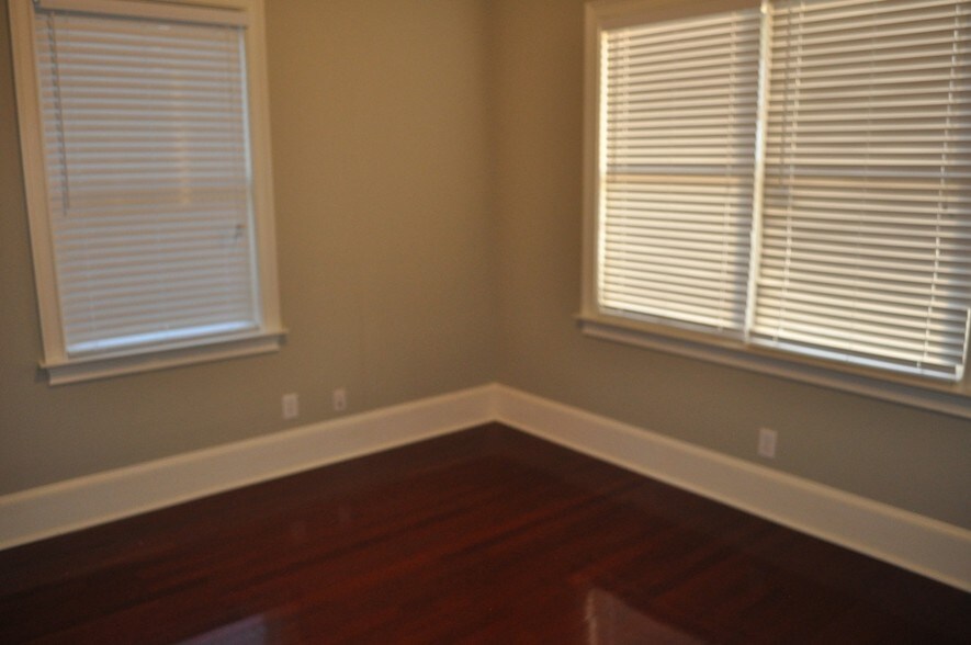 More Photos Of 4330 S Lee St, Buford Medical For Lease