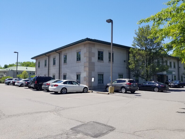 More Photos Of 221 S River Street, Plains Medical For Lease