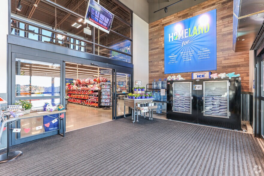 More Photos Of 16533 N May Ave, Edmond Unknown For Lease