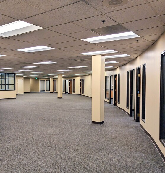 More Photos Of 4601 NE 77th Ave, Vancouver Office For Lease