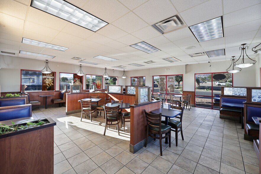 More Photos Of 310 S Boulder Hwy, Henderson Fast Food For Lease