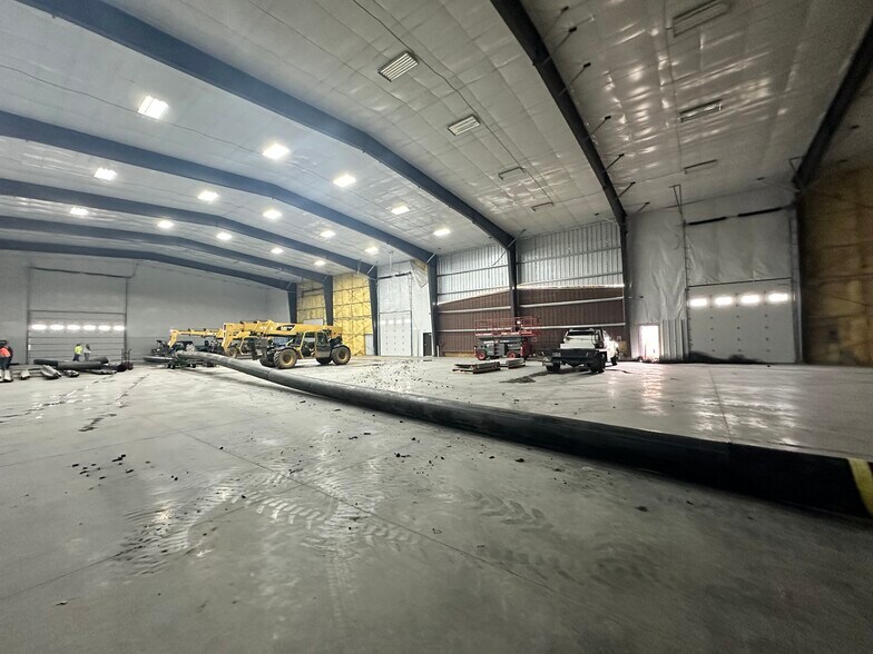 More Photos Of 2777 S 56th St W, Billings Warehouse For Lease