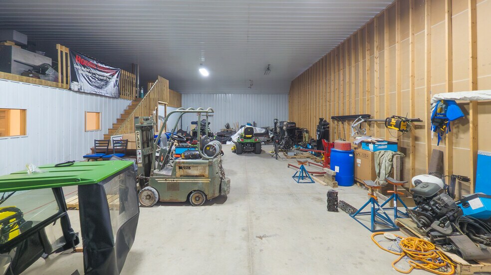 More Photos Of 438 S Main St, Dover Warehouse For Sale