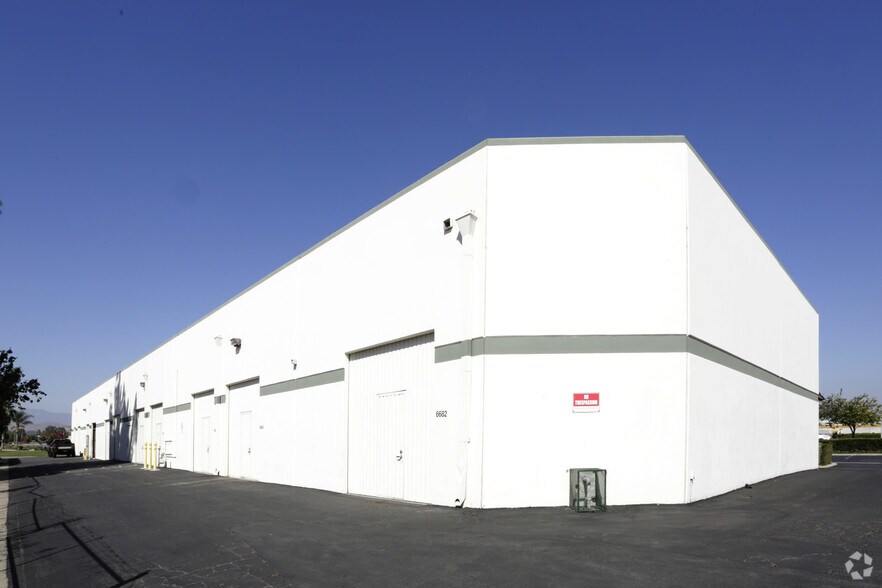 More Photos Of 6682-6700 Van Buren Blvd, Riverside Light Distribution For Lease